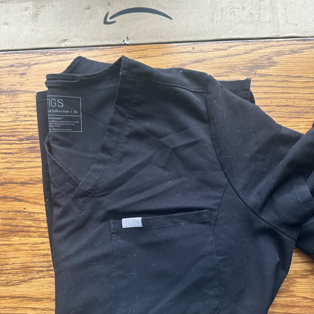 Black Scrub Top